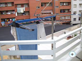 Tendedro y  cubre ropa instalación en barandilla